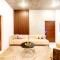 Spacious Luxury apartment in Relaxing homey env.
