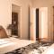 Lakeview Guesthouse with Two Bedrooms & Private Bathroom
