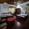 Lazy Bear Best Hostel in Kandy - Kandy