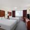 Howard Johnson by Wyndham Toluca - Toluca