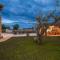 Familyl Villa Tomani with Pool, Basketball and Volleyball Field