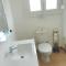 Bright apartment in Almada with shared pool