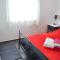 Bright apartment in Almada with shared pool - 阿尔马达