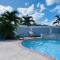 Beautiful and large with private pool with solar panels - Coamo