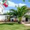 Elegant Villa in Nuevo Portil with Shared Pool - El Portil