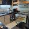 شقة فندقيه فاخرة بمنطقة المعادى صف اول جميع الغرف تطل على النيل A luxury hotel apartment in Maadi, first row. All rooms overlook the Nile - 开罗