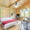 Sevierville Woods Retreat Cabin with Mtn View - 赛维尔维尔