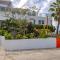 Maho Beach House - Luxe 1 Bedroom - Ocean Hideaway