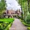 Thorngrove Manor