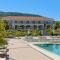 The Lake Hotel