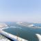 Apartment with Palm Jumeira View - Dubaj