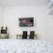 Private room #1 with King Size, ground floor, AC, only 2min to RAB - Ramstein-Miesenbach