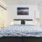 Private room #2 with King size & Single, ground floor, AC, 2min to RAB - Ramstein-Miesenbach