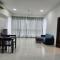 Regalia Suites Best Couples Studio KLCC - 吉隆坡