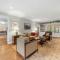 Near UT Pet Friendly w Parking 3BR 2.5BA in Walkable Area By Austin Vacay - أوستن