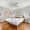 Near UT Pet Friendly w Parking 3BR 2.5BA in Walkable Area By Austin Vacay - أوستن