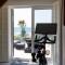 Vibrant Seafront Home for 10 with Pool