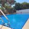 Front-Row - Skyline Retreat - Pool Access