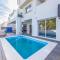 VB Maestro 4BR Villa w Heated Pool - Benalmádena