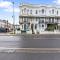 Cosy 2 bed in Worthing - Sea Views - Balcony - Worthing