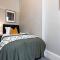 Cosy 2 bed in Worthing - Sea Views - Balcony - Worthing