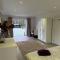 Modern Self-Contained 3 Bedroom Bungalow - Cranleigh