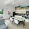 Villa Moro: Beachfront Privacy