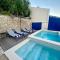 Villa Moro: Beachfront Privacy