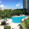 Spacious Condos with Resort Amenities - Sunny Isles Beach - Санни-Айлс-Бич