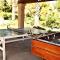Spacious Apartment in Pollença with Pool and Mountain View - بوينسا