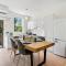 Hacienda at Henley - 2BR, Wi-Fi, Workspace