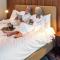 Historic Rocky Waters Inn, A Small Luxury Hotel