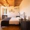 Casa Raffaela, Charming villa with a nice pool - Monte Giberto