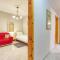 A colourful 3BR home, with Smart TV & Balcony by 360 Estates - 圣保罗湾城