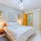 A colourful 3BR home, with Smart TV & Balcony by 360 Estates - 圣保罗湾城