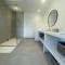 Villa contemporaine et minimaliste - 莱斯安格尔斯