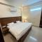 Apna Homes Stay & Hotel I Gurugram I Sector-71 - Gurgáon