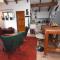 Poseidon's Pad - Eclectic 2-bedroom apartment in trendy Muizenberg - Muizenberg