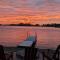 Meyers Bay Sunset Lakefront Cottage in Fox Lake with Boat Pier - Fox Lake