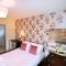 Binfield - Spacious Luxurious Four Bedroom House