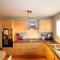 Binfield - Spacious Luxurious Four Bedroom House