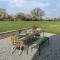 Converted Nissen Barn on beautiful farm - Braintree