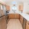 Oceanside, Close to beach, Priv Pool, Pool Table, Hot Tub- WC842, Salty Horse - Corolla