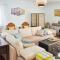 Spacious Apartment in Klis + Balcony