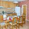 Spacious Apartment in Klis + Balcony