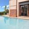 Elegant Villa in Marrakech with a Private Pool. - Douar bel Rhanodour