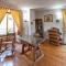 Cosy house near Porto de Mós with shared swimming pool