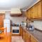 Cosy house near Porto de Mós with shared swimming pool - 莫什港