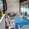 Bungalow accueillant à Bouillante avec climatisation et terrasse
