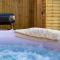 Bluebell Barn I Hot Tub I Games Room I Pets Welcome - Preesgreen